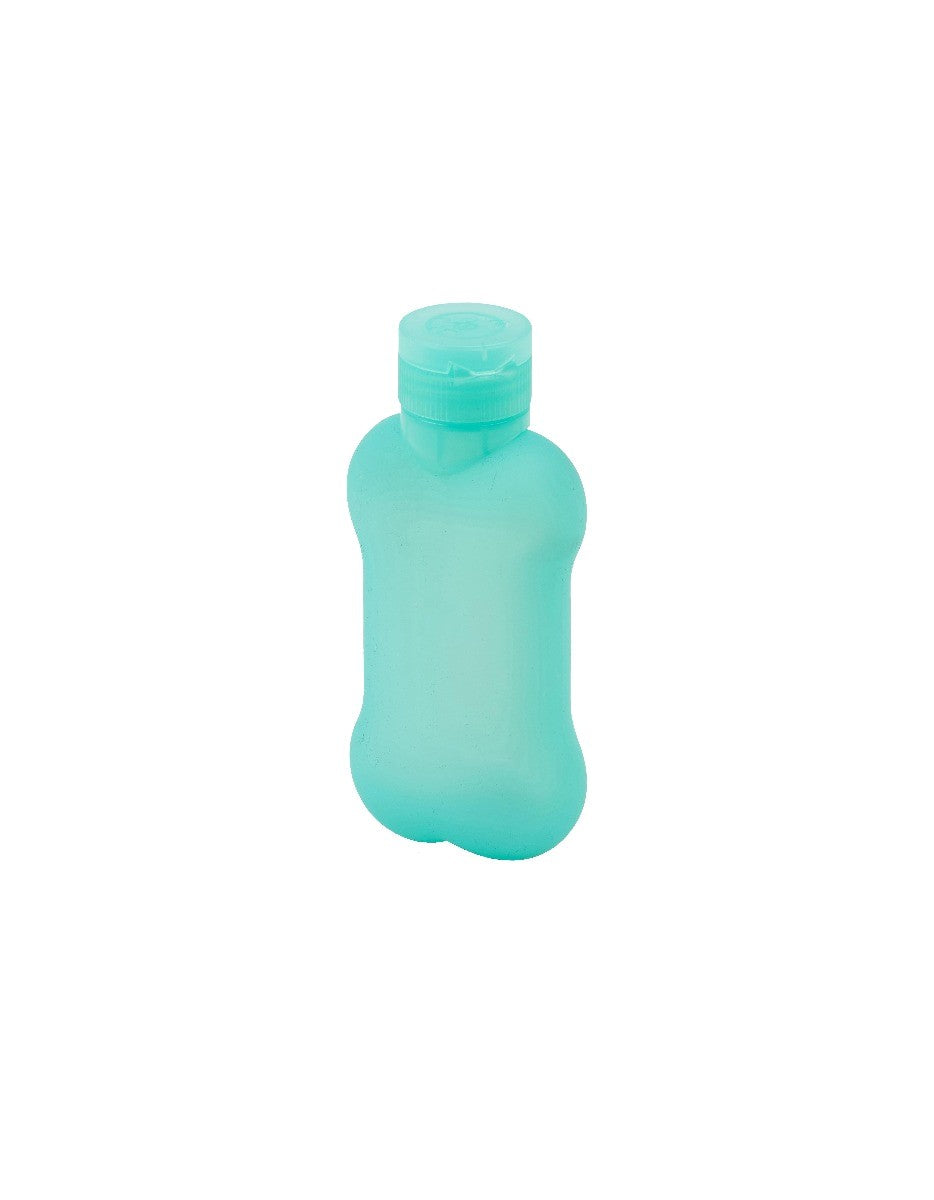 Botella Ton Pi de 100 ml, fabricada en silicona suave y flexible, perfecta para enjuagar pipis durante los paseos y mantener la limpieza.
