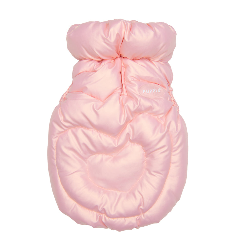 Chaqueta Heart Fluffy Puppia, diseño ultraligero y cálido, con cierre frontal y agujero para arnés, perfecta para el invierno.