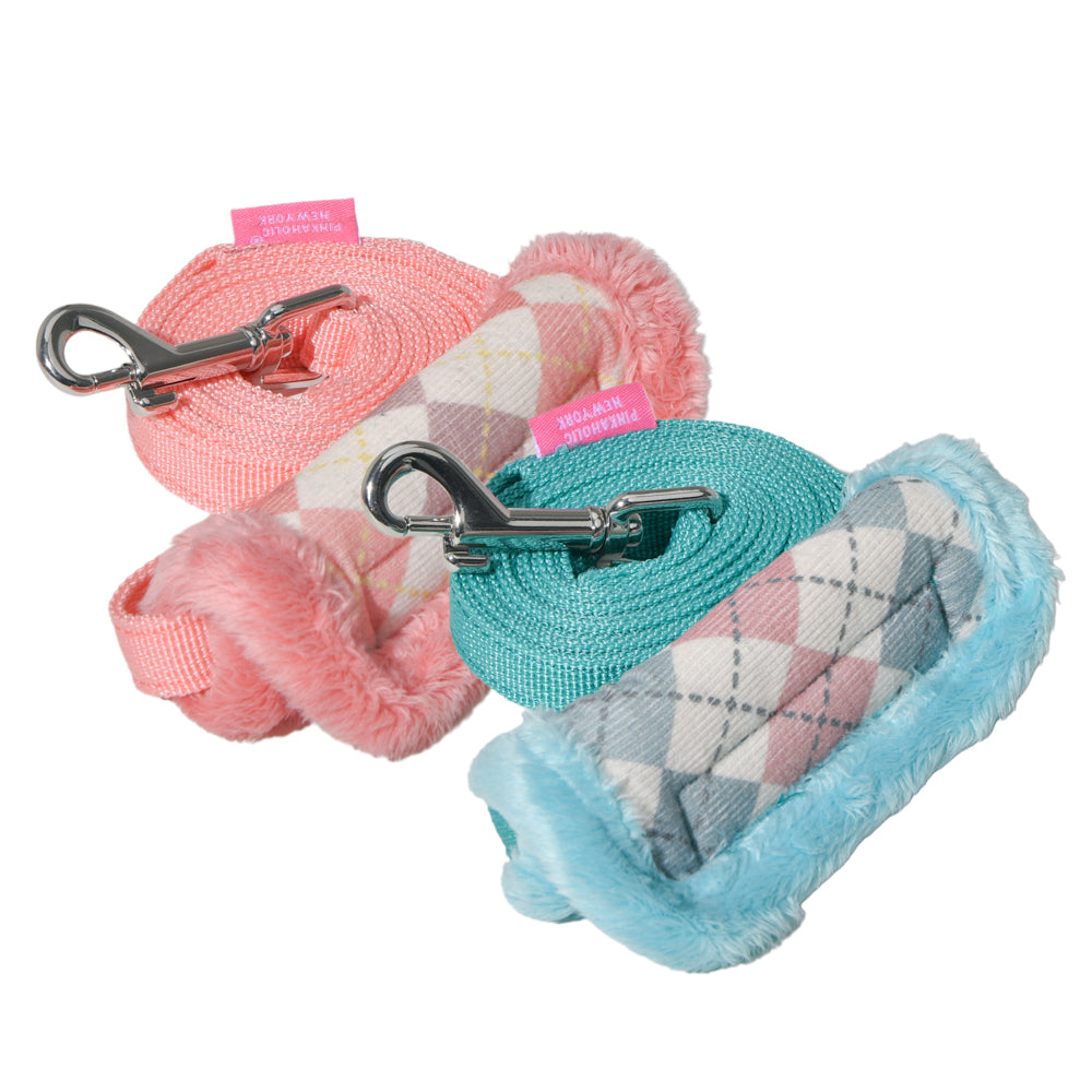 Correa Annika Pinkaholic, de diseño moderno y ergonómico, ideal para paseos cómodos con tu mascota.