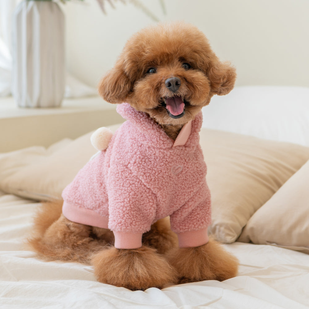 Jersey de invierno Ginevra Pinkaholic para perros, fabricado con materiales suaves y de alta calidad, ofreciendo comodidad y calidez