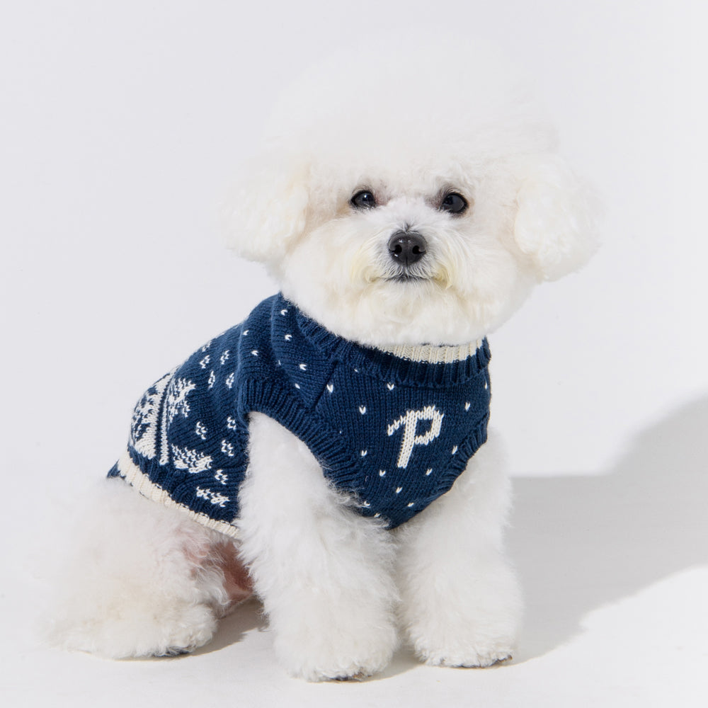 El Jersey Nevis Puppia está disponible en varias tallas, adecuado para perros pequeños y medianos, garantizando comodidad y estilo durante todo el invierno.