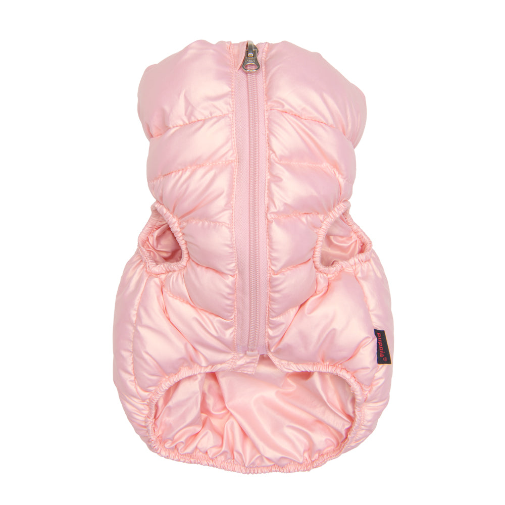Chaqueta Heart Fluffy Puppia, cálida y ultraligera, diseñada para proteger a tu perro del frío con estilo.