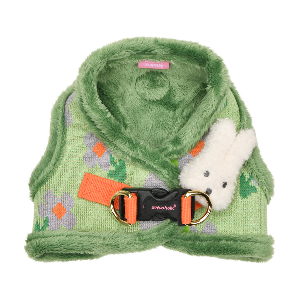 Conejito de peluche decorativo en la parte superior del arnés chaleco Puppia, añadiendo un toque de ternura y estilo a la prenda.